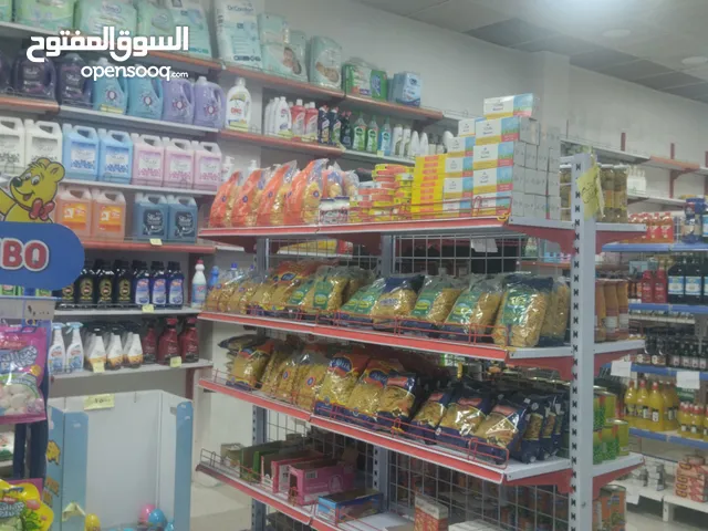 اسواق للبيع بسعر جدا مناسب سبب البيع عدم التفرغ للمحل