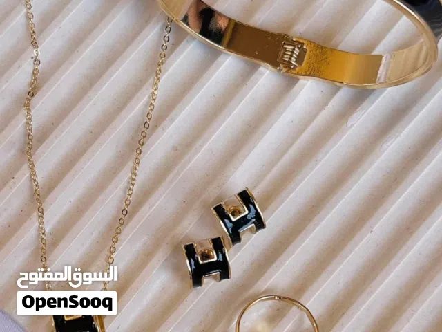 طاقم هيرمز الفاخر