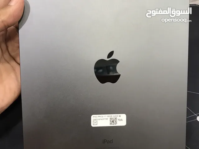 Apple iPad pro 2 128 GB in Fujairah