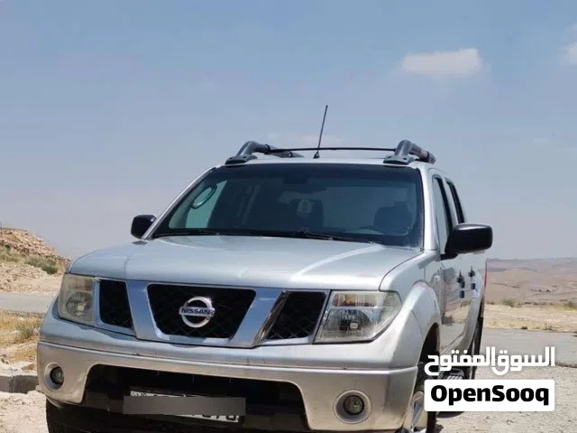 نيسان نفارا فل كامل 2006اوروبي  ديزل بيع او بدل ترخيص سنه