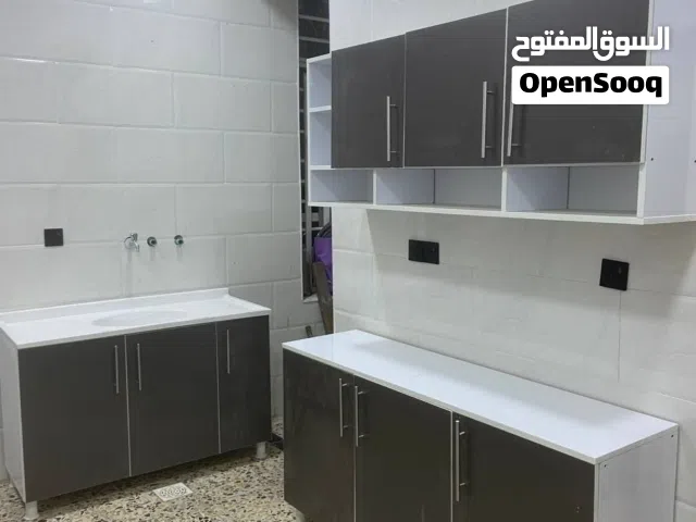 كاونتر خشب تركي Mdf قياس متر ونص ارضي وملحق وسنك متر و 20 مرمر السعر 250 الف