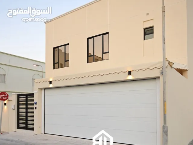 330 m2 4 Bedrooms Villa for Sale in Southern Governorate Riffa