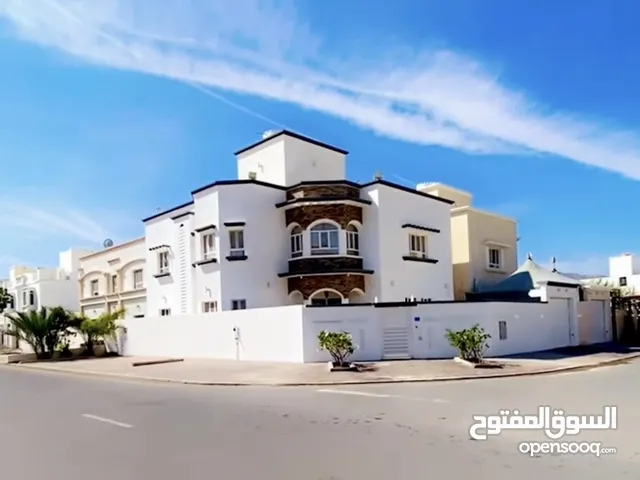 366 m2 5 Bedrooms Villa for Sale in Muscat Amerat