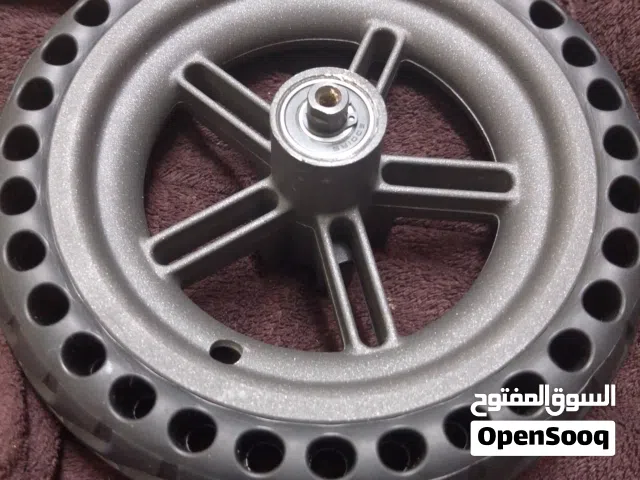 تاير اسكوتر لا يحتاج للهواء