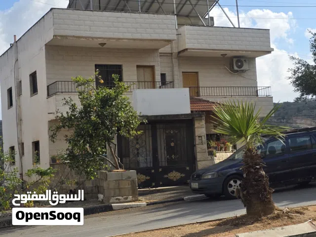 140 m2 3 Bedrooms Townhouse for Sale in Salfit Other