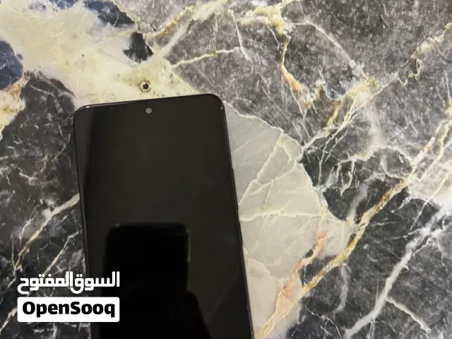 بوكو إف سته مغير شاشه فقط