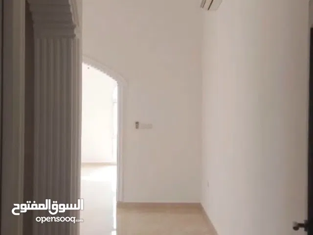 450 m2 4 Bedrooms Villa for Sale in Sharjah Al Rahmaniya