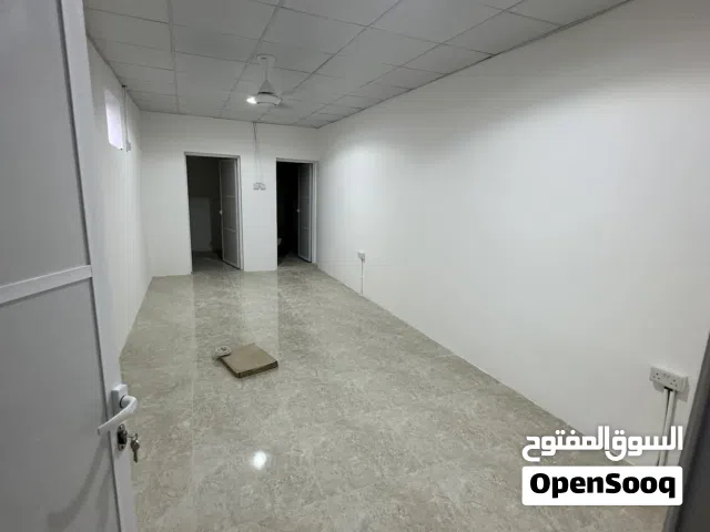 غرفه للايجار في المعبيله مقابل هدايه العين