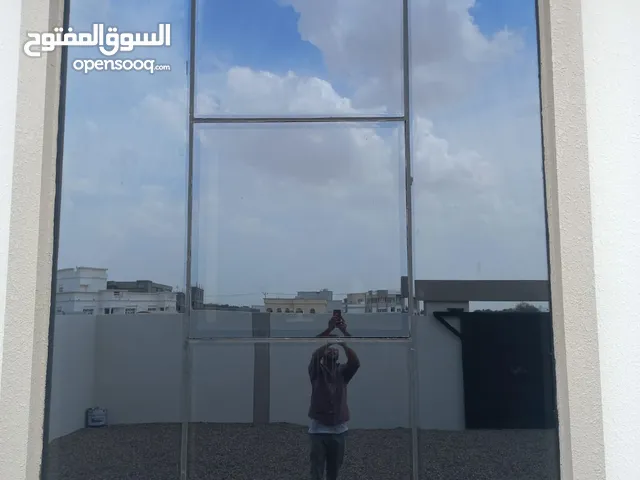 Curtain wall windows