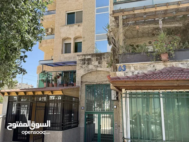 250 m2 4 Bedrooms Apartments for Sale in Amman Shmaisani