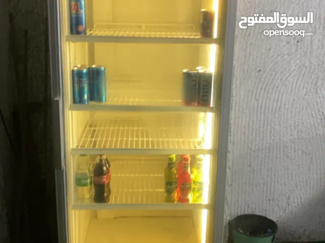 طاولة بلياردو امريكي وعدة قهوة
