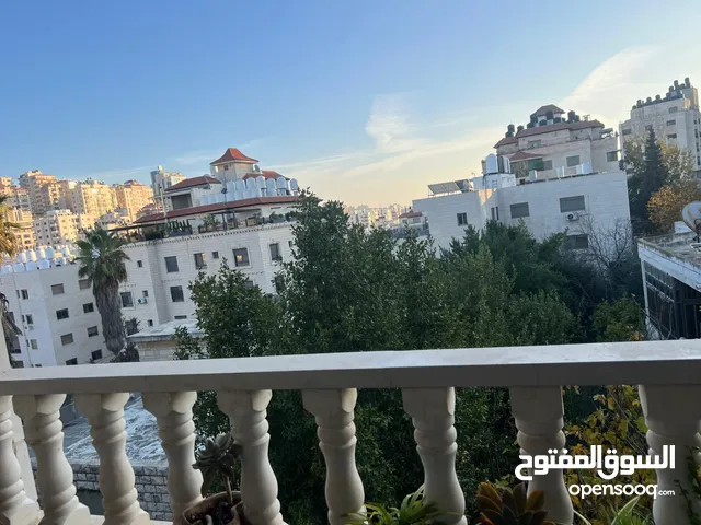 بيع شقة عين منجد