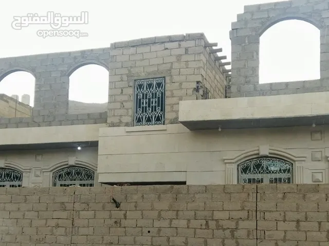 300 m2 Studio Apartments for Rent in Sana'a Al-Ashash