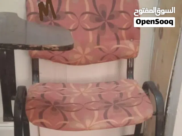 كرسي حديد بيد للسنتر