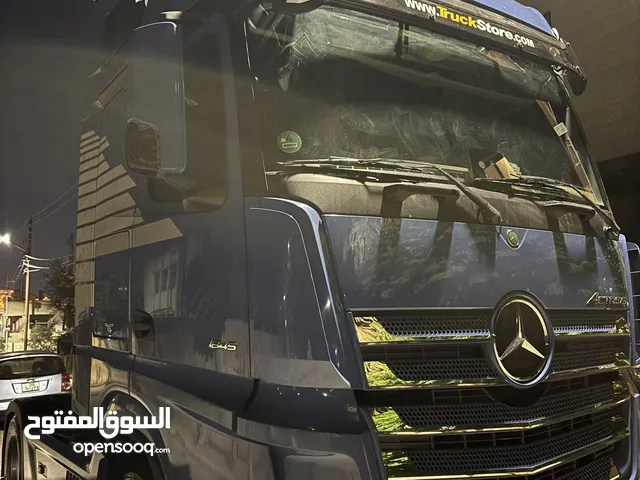 مطلوب شوفير براد فئة سادسه من اربدّ
