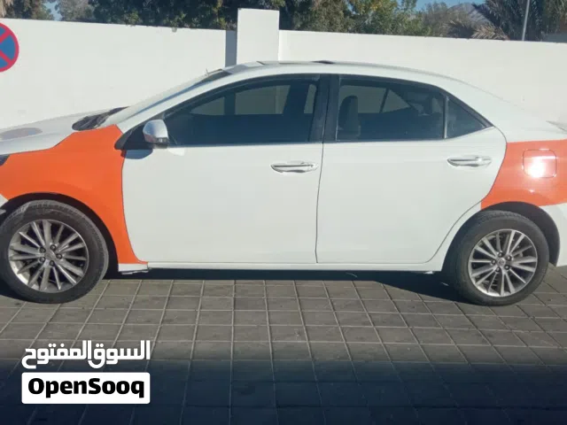2015 تويوتا كورولا LE