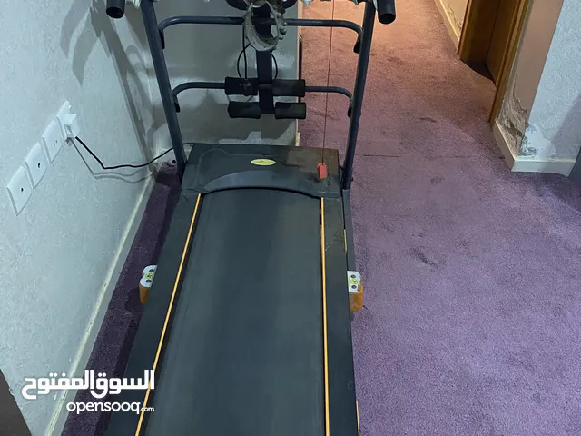 جهاز سير كهربائي قوي مناسب لمن يريد خفض وزنه