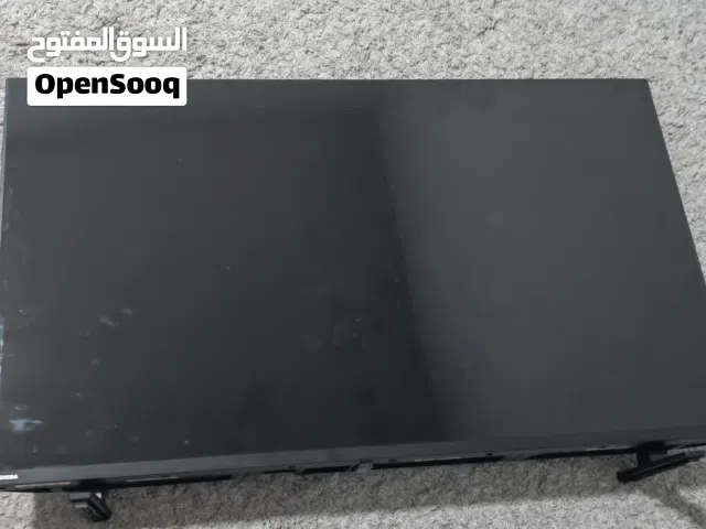 شاشه توشيبا سمارت اي دي الشاشه نظيفه لا توجد بها اي كسور لم يتم فتح الشاشه الشاشه تدعم هيرتز و60