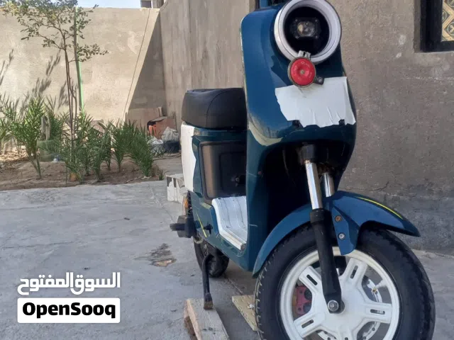 دراجه شحن ار9 مديل 2024 نضيف كلش والله مطلوب ولله الدراجه شحن ار 9 نضيفه كلش