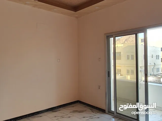 109m2 4 Bedrooms Apartments for Sale in Aqaba Al Sakaneyeh 3