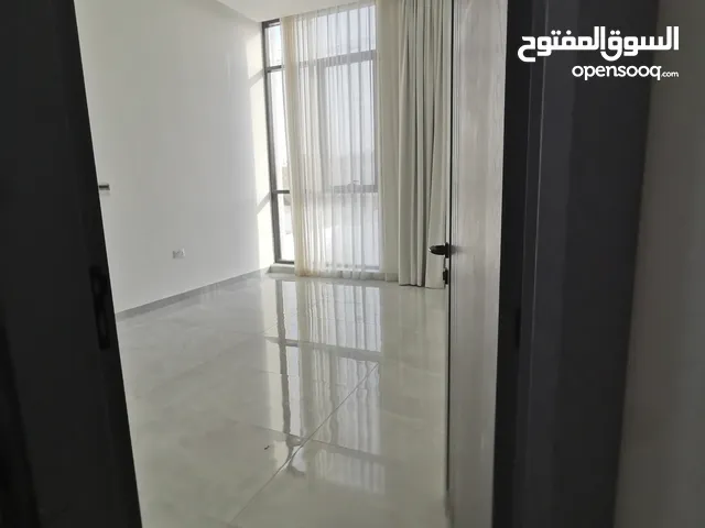 استديو اول ساكن في مدينه الرياض مساحه كبير تشطيب 5 نجوم للبنات فقط مفروشات الفرش بيكون من اختيارك