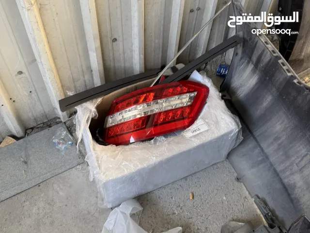 للبيع ليتات خلفيه مرسديس w212 e300 موديل 2013