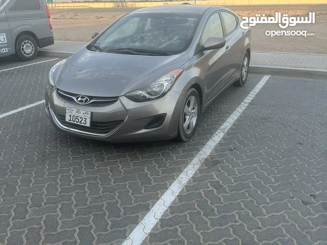 Hyundai Elantra Standard in Al Ain