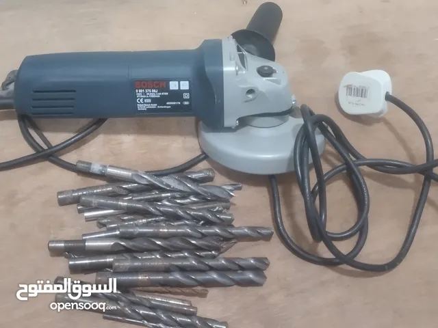 Bosch cutter with extra drill bolt