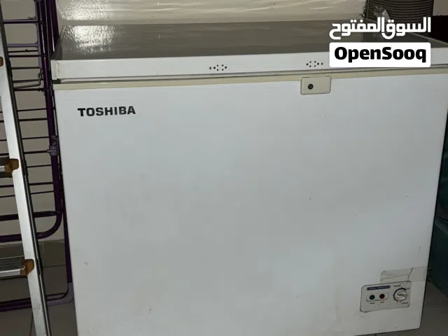 فريزر توشيبا نظيف جداً
