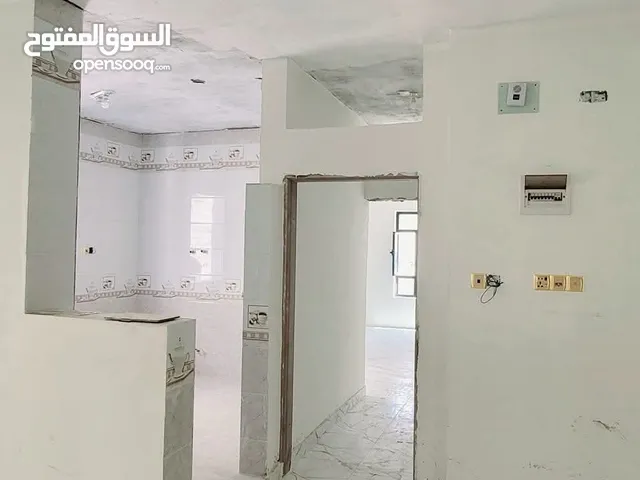 160 m2 4 Bedrooms Apartments for Sale in Sana'a Dar Silm