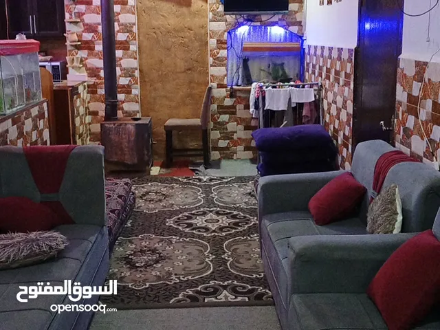 220 m2 More than 6 bedrooms Townhouse for Sale in Mafraq Other