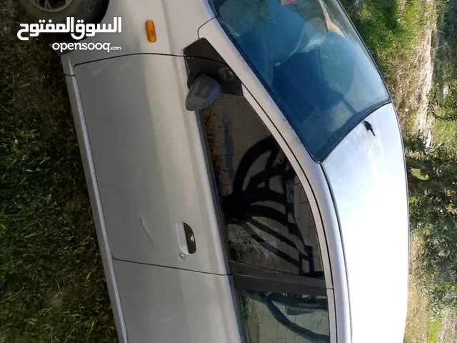 دايهاتسو شاريد 2003... للتواصل الرقم بالتفاصيل.