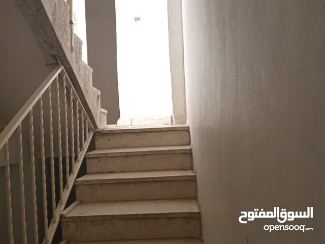 140 m2 3 Bedrooms Apartments for Rent in Zarqa Al Hawooz