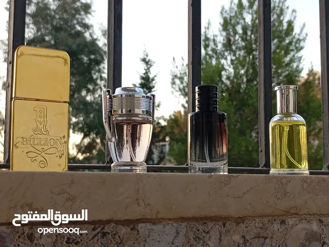 مجموعة عطور من شركة VEYES بروائح مميزه و متنوعه للبيع
