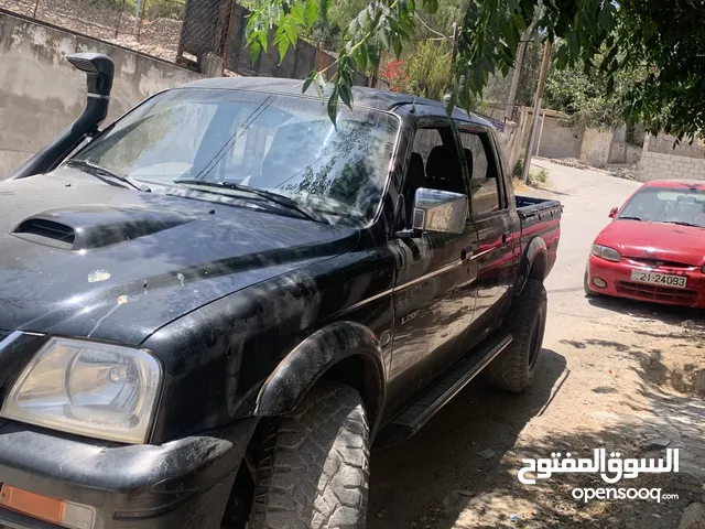 Used Mitsubishi L200 in Ajloun