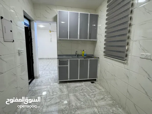 شقق للايجار حي الجهاد مقابيل مجمع النسيم ستي