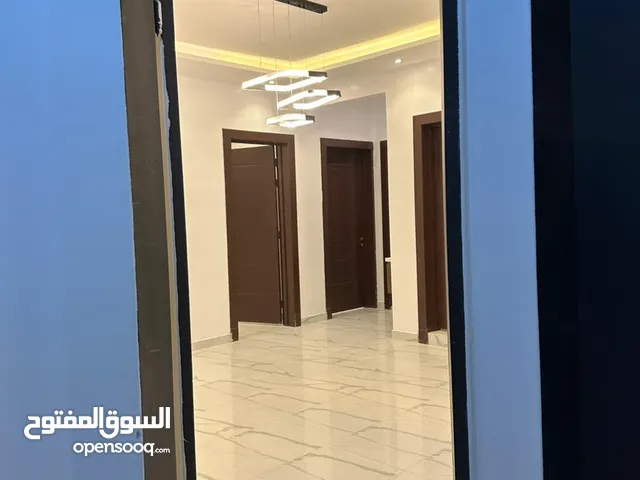 185 m2 3 Bedrooms Apartments for Rent in Al Riyadh Al Arid