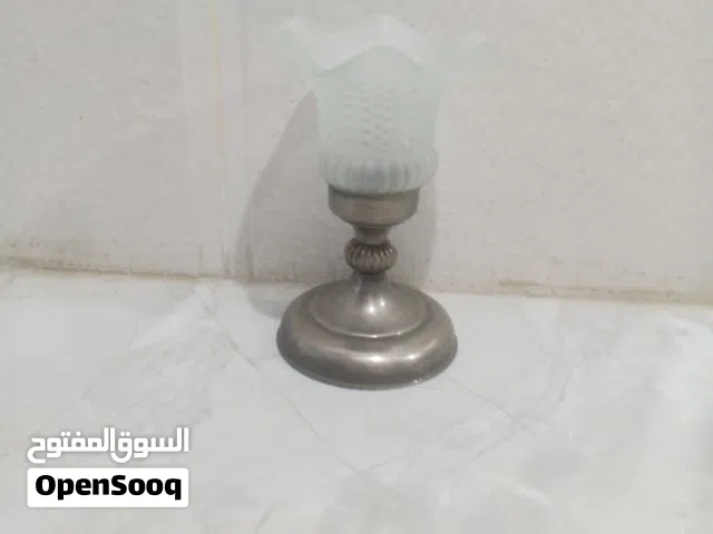 شمعدان معدن قديم وثقيل
