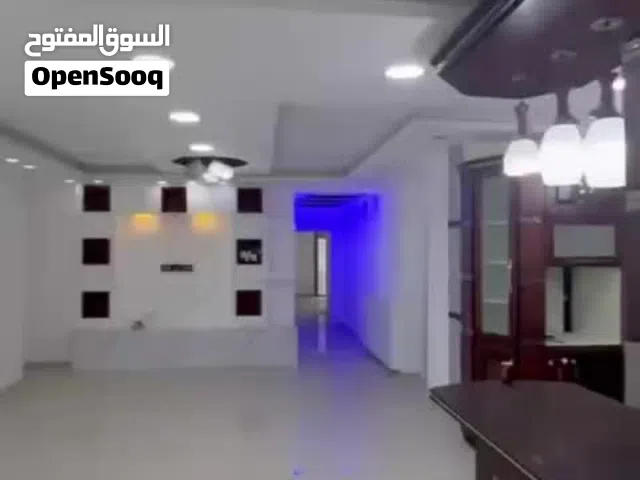 184 m2 3 Bedrooms Apartments for Sale in Ramallah and Al-Bireh Ein Musbah