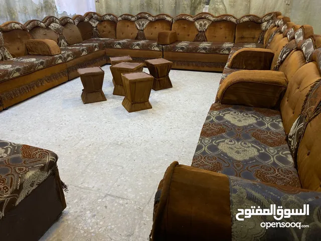 طقم 22 مقعد بحال ممتازه