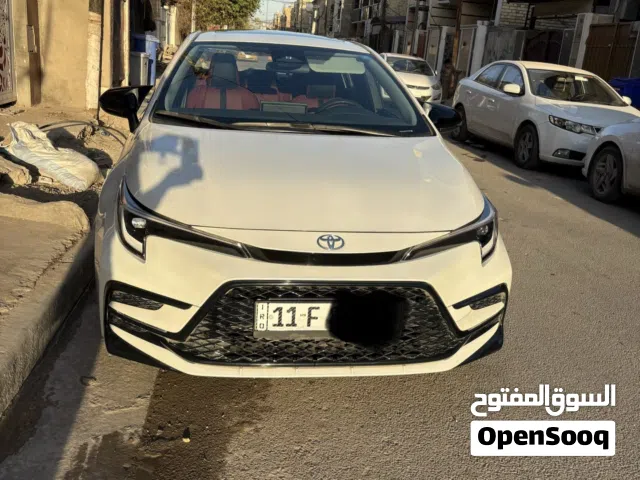 2025 تويوتا كورولا SE