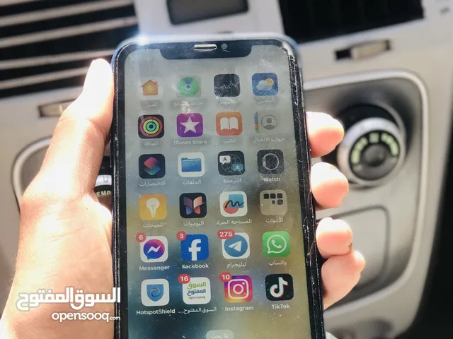 Apple iPhone XR 128 GB in Tripoli