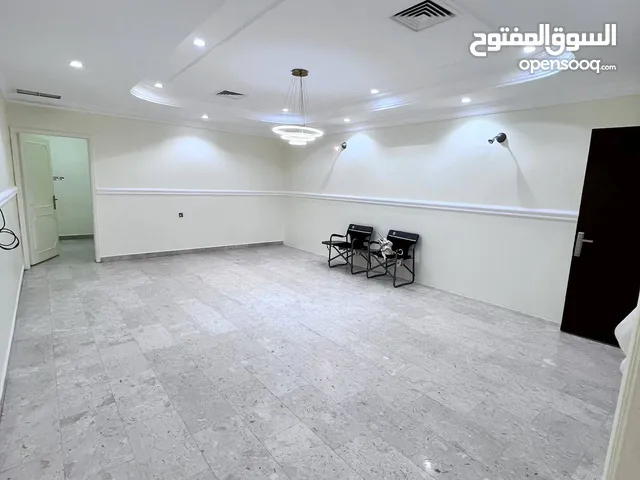 1 m2 3 Bedrooms Apartments for Rent in Hawally Salwa