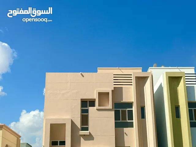 360 m2 4 Bedrooms Villa for Sale in Muscat Al Maabilah