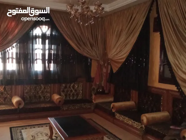 600 m2 More than 6 bedrooms Villa for Sale in Tripoli Al-Serraj