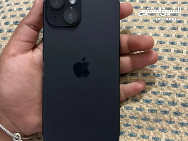 iPhone 15 جهاز