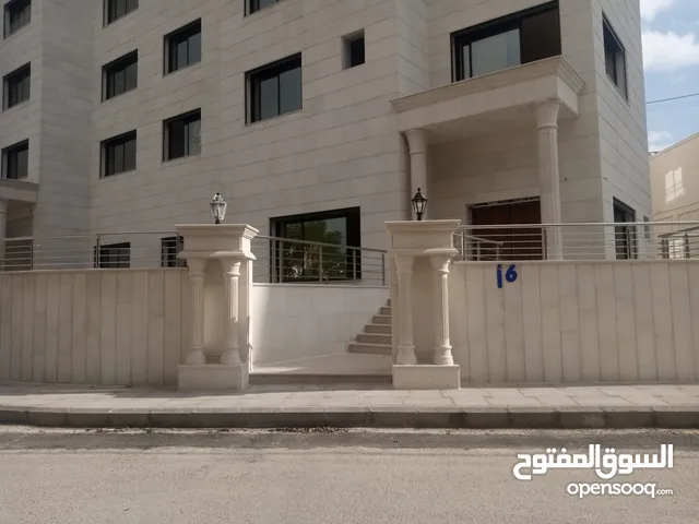 375m2 4 Bedrooms Apartments for Sale in Amman Al Rabiah