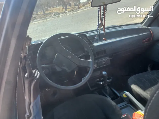 سوبارو عريض 1986