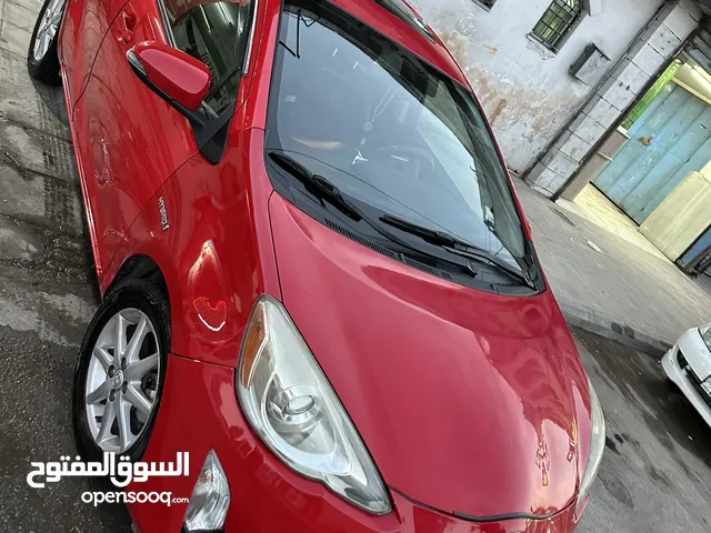 Toyota Prius C 2015