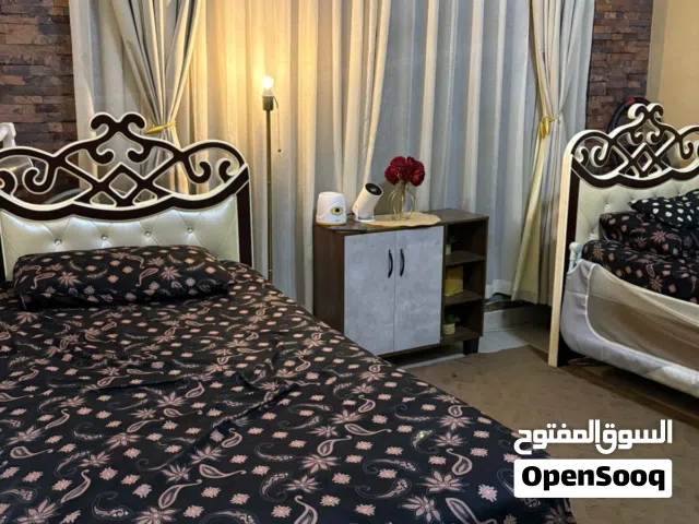 غرفه كامله للبيع بسعر مغري لدواعي السفر